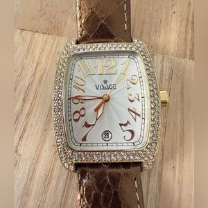 Visage ladies gold tone barrel shaped bronze metallic strap watch NEW BATTERY